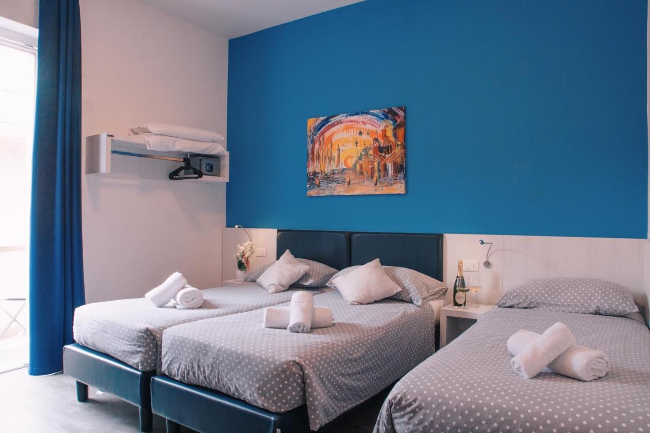 Hotel Aurora & Appartamenti Torbole Sul Garda Exterior photo
